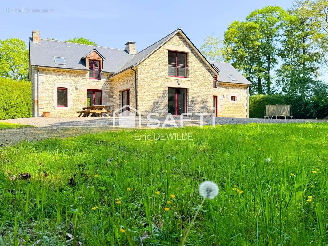 Photo 1 - Maison à LA SELLE-EN-COGLES