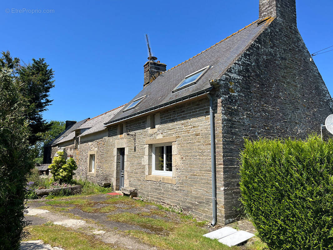 Maison à NAIZIN