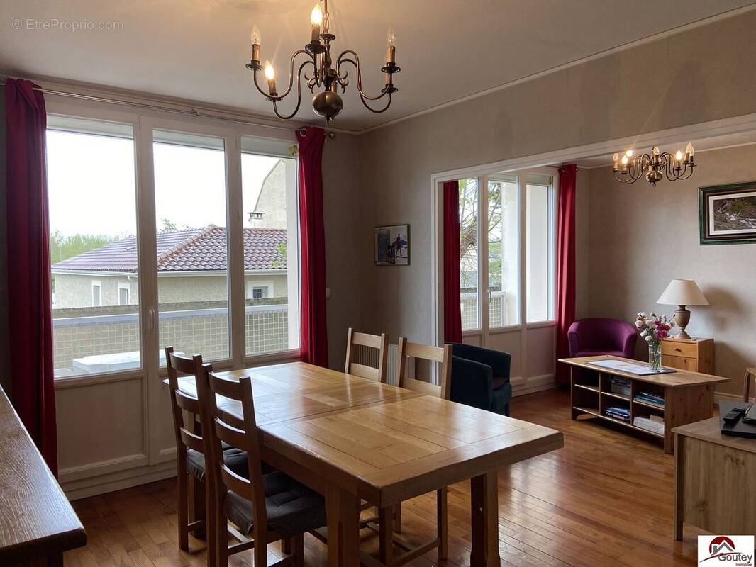 Appartement à ROANNE
