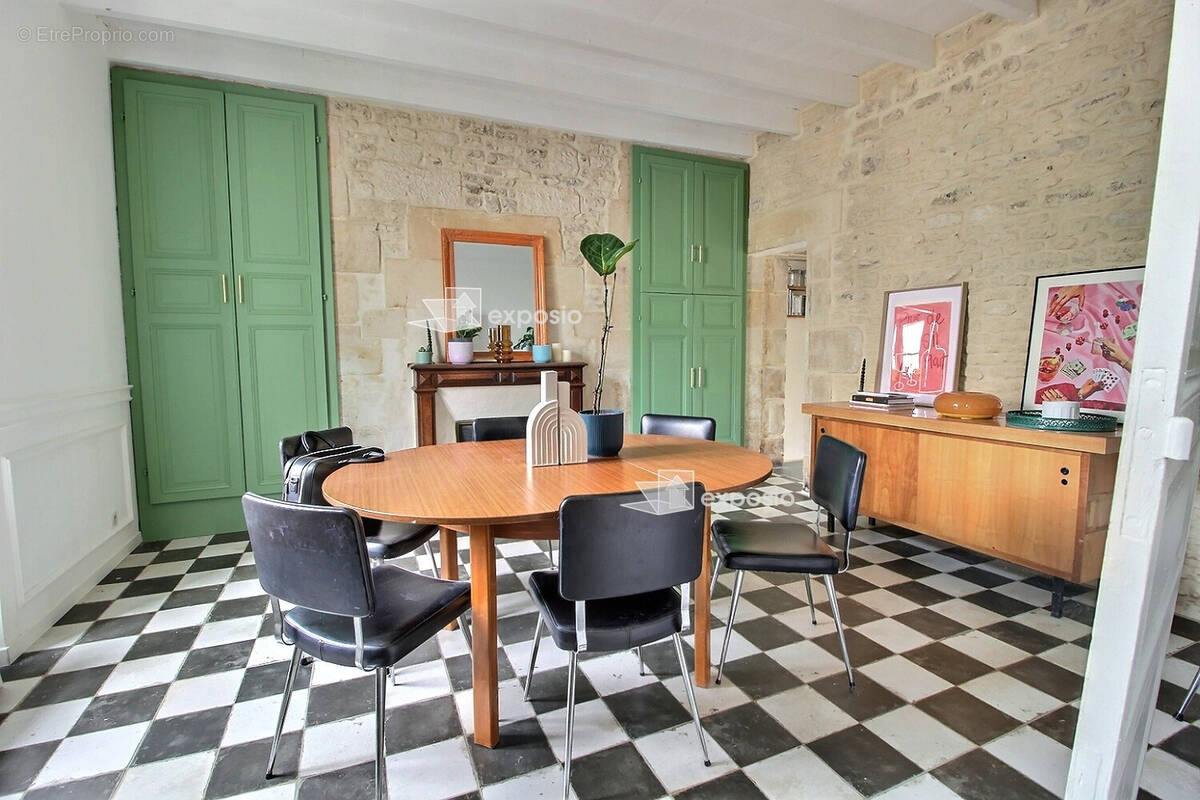 Maison à LA CRECHE