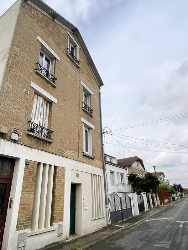 Appartement à FONTENAY-SOUS-BOIS