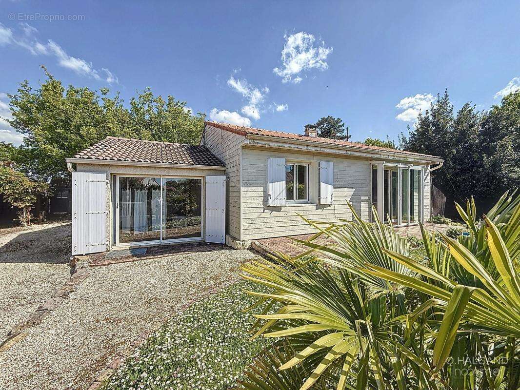 Maison à LA PLAINE-SUR-MER