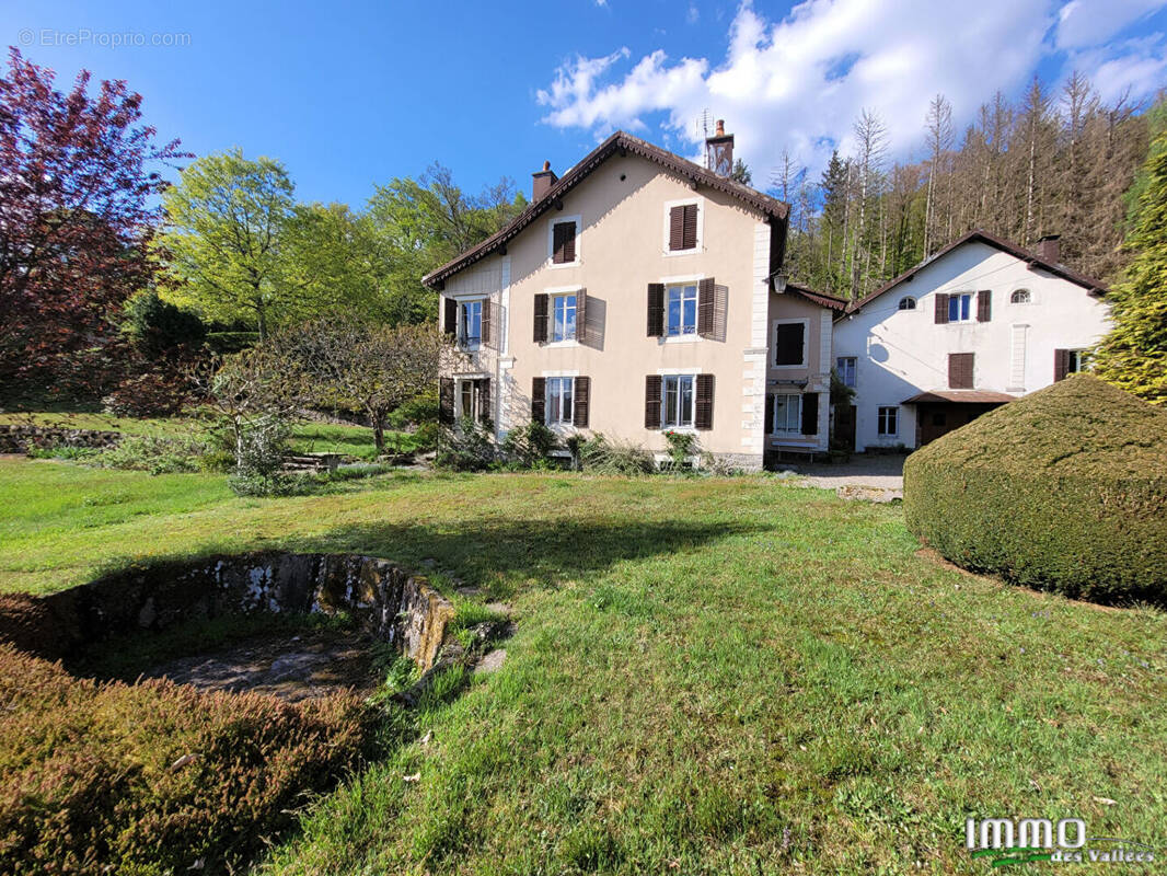 Maison à LE THILLOT