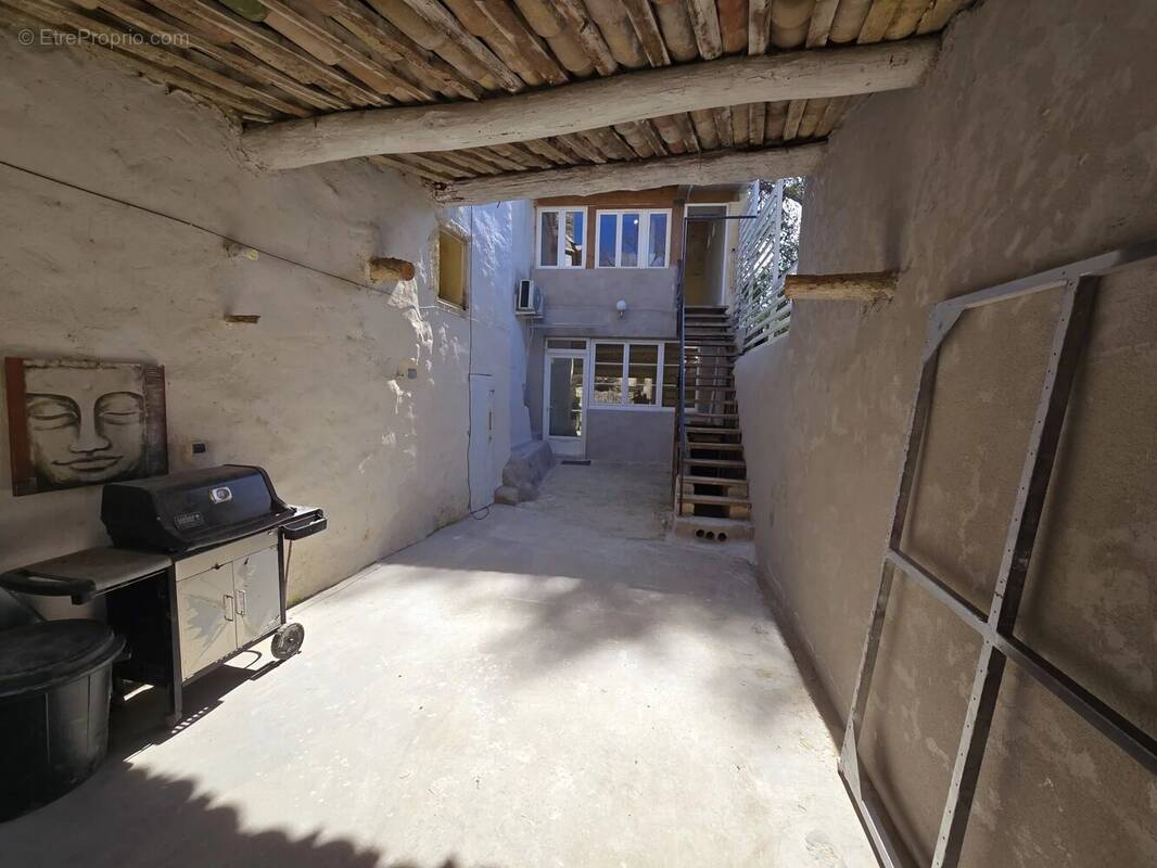 Maison à UZES