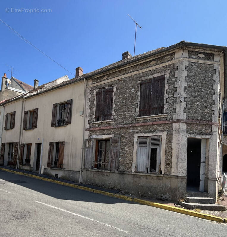 Maison à LA FERTE-SOUS-JOUARRE