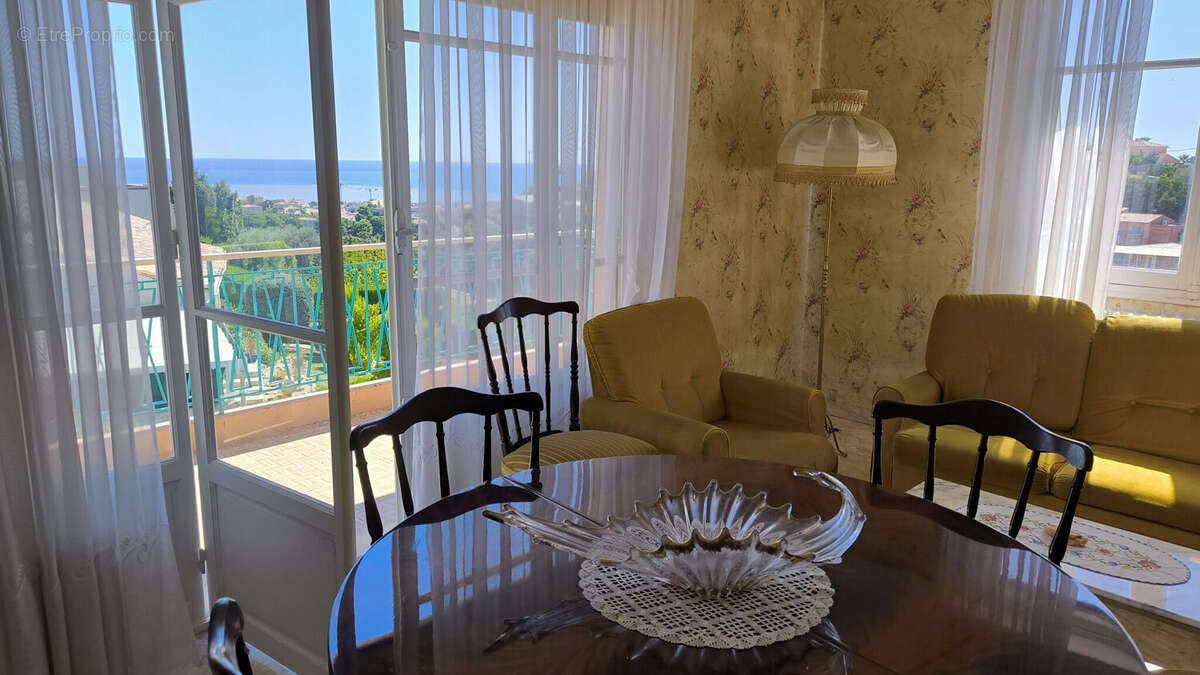Photo 5 - Appartement à SAINT-LAURENT-DU-VAR