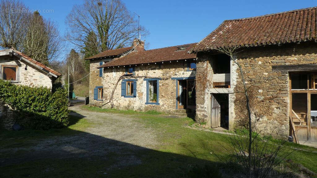 Maison à SAINT-BONNET-BRIANCE
