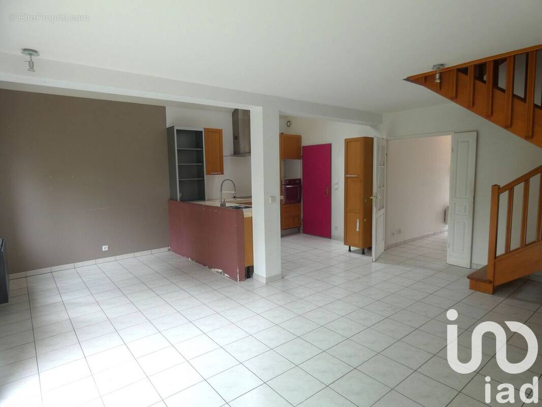 Photo 1 - Maison à LA QUEUE-LES-YVELINES
