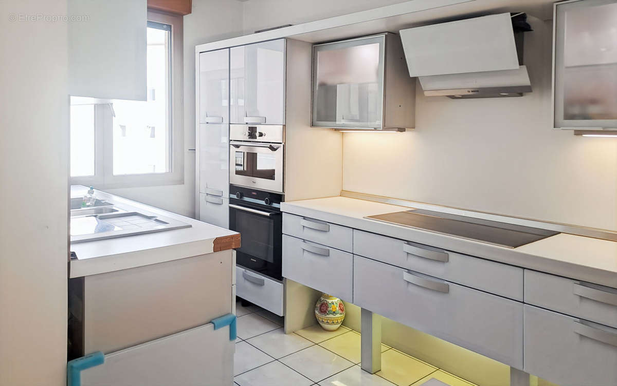 Appartement à LYON-6E