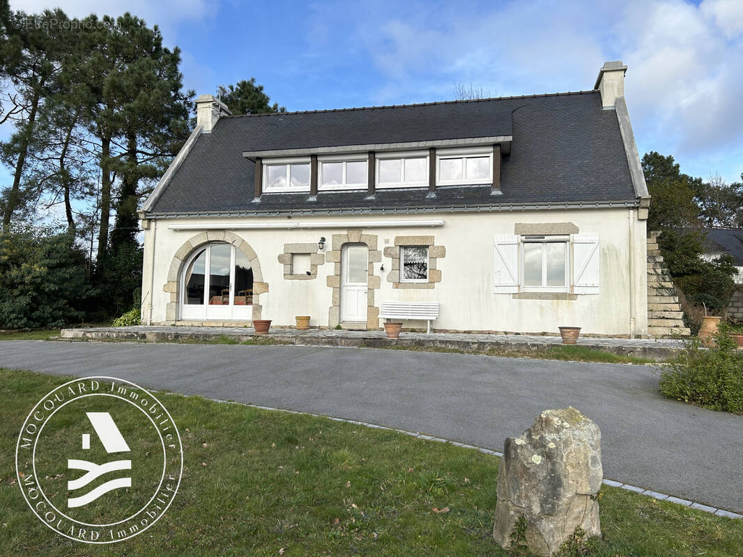 Maison à CRACH