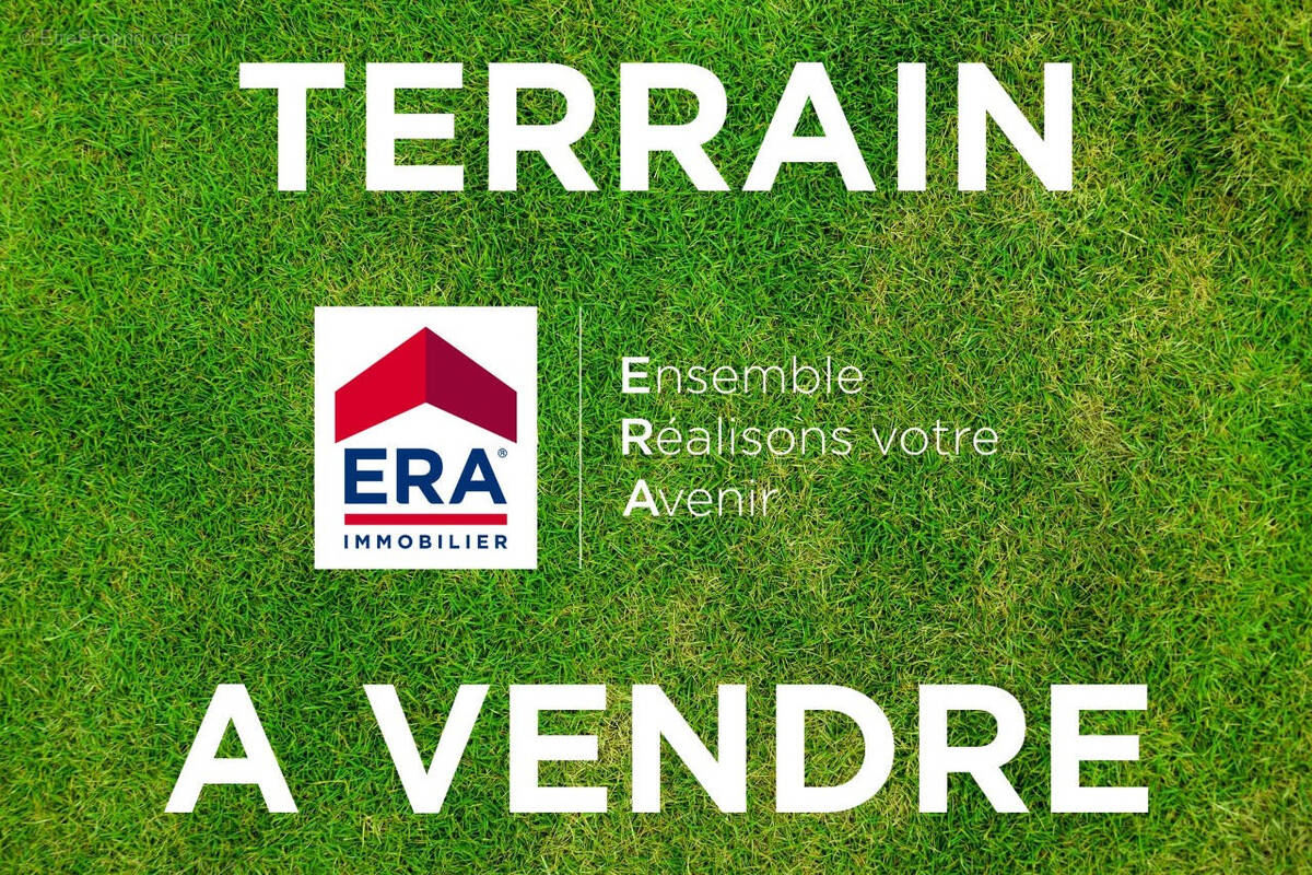 Terrain à PINEUILH
