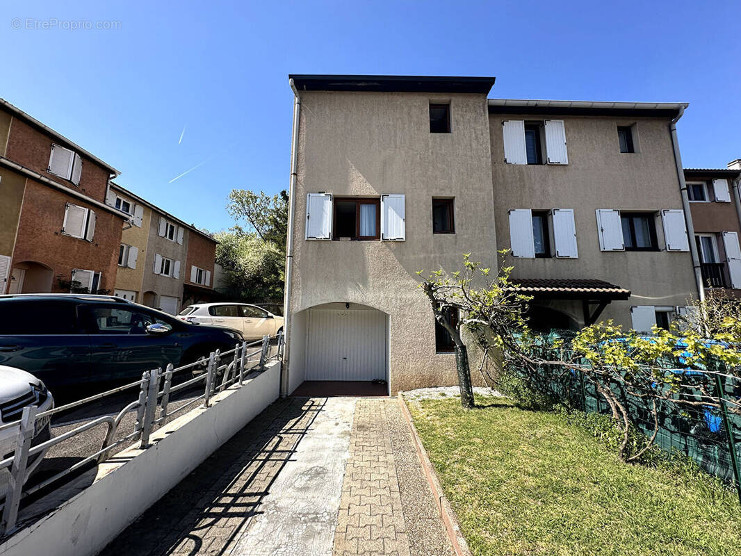 Maison à OULLINS
