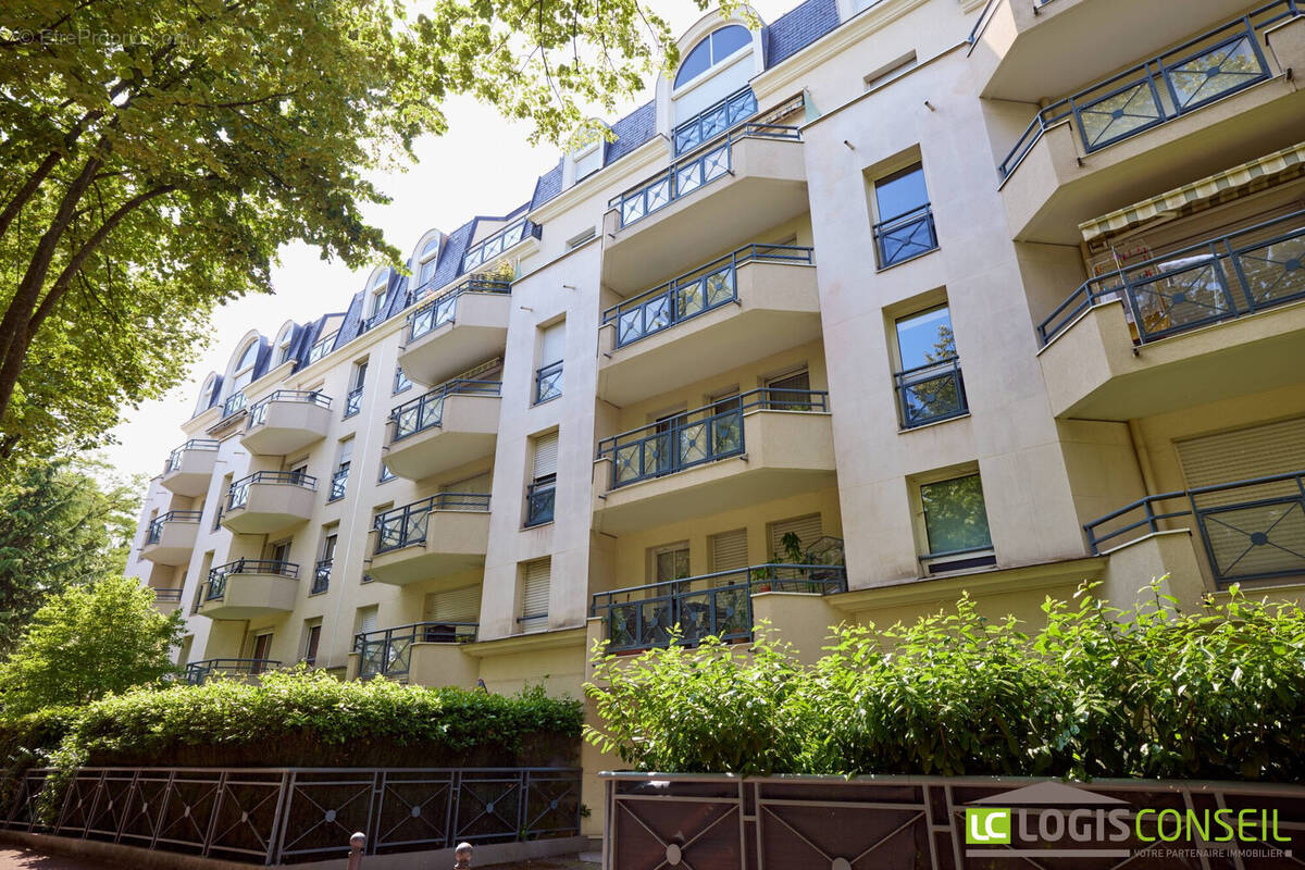 Appartement à CHATILLON