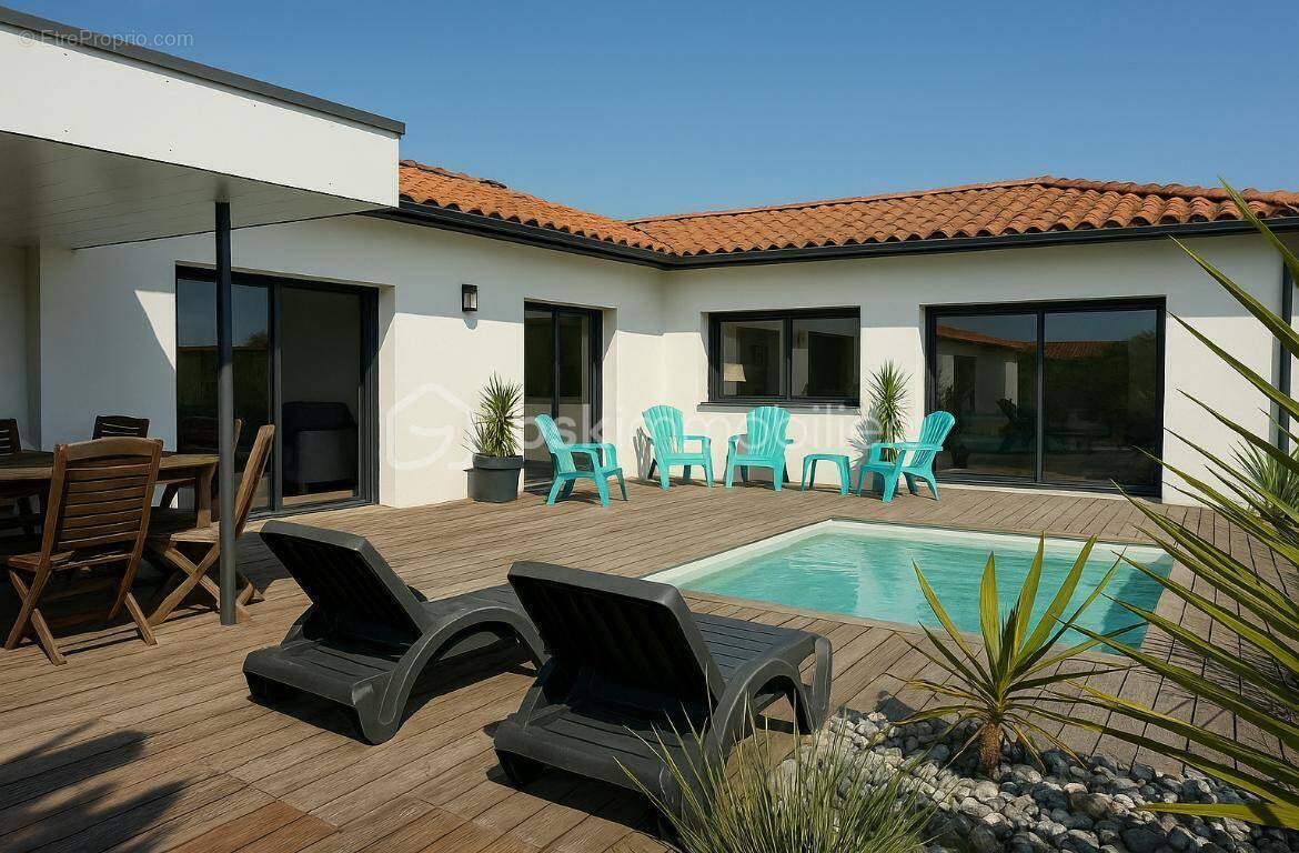 Maison à TOSSE