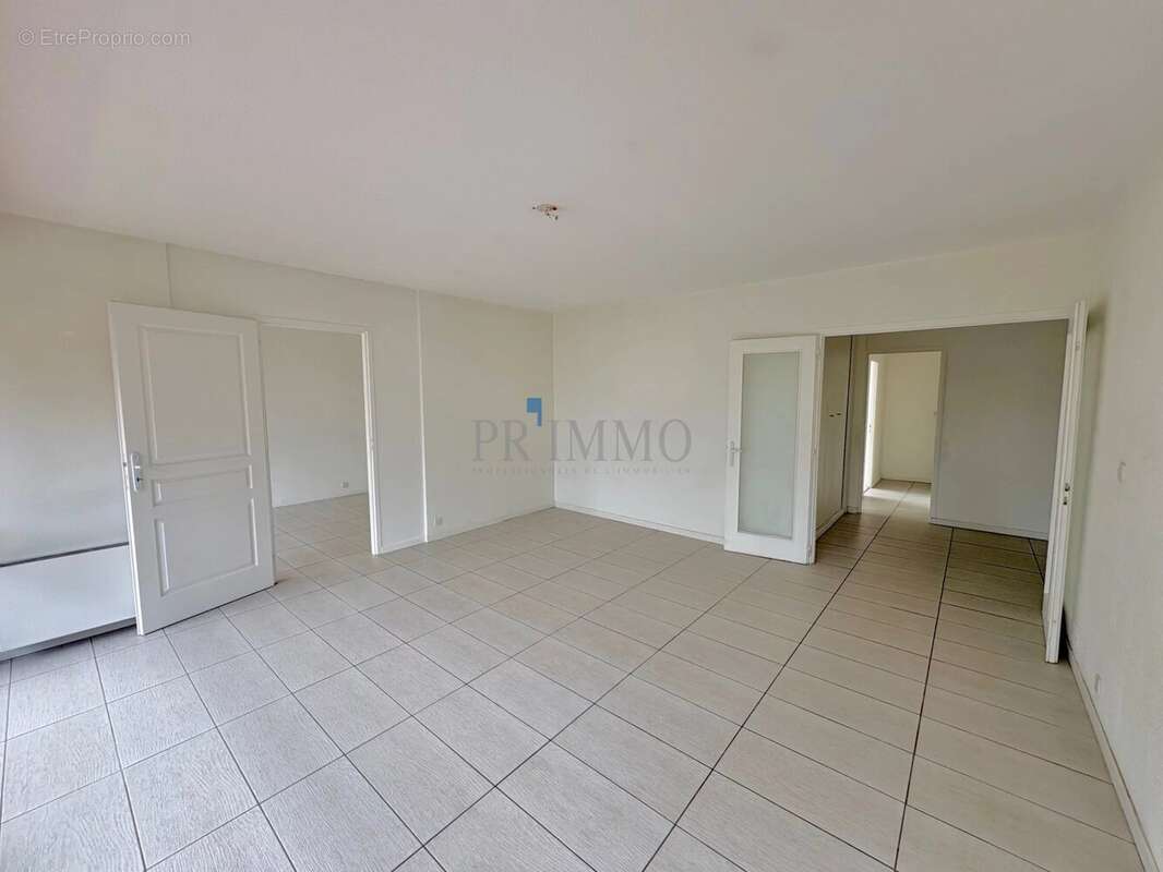 Appartement à SAINT-RAPHAEL