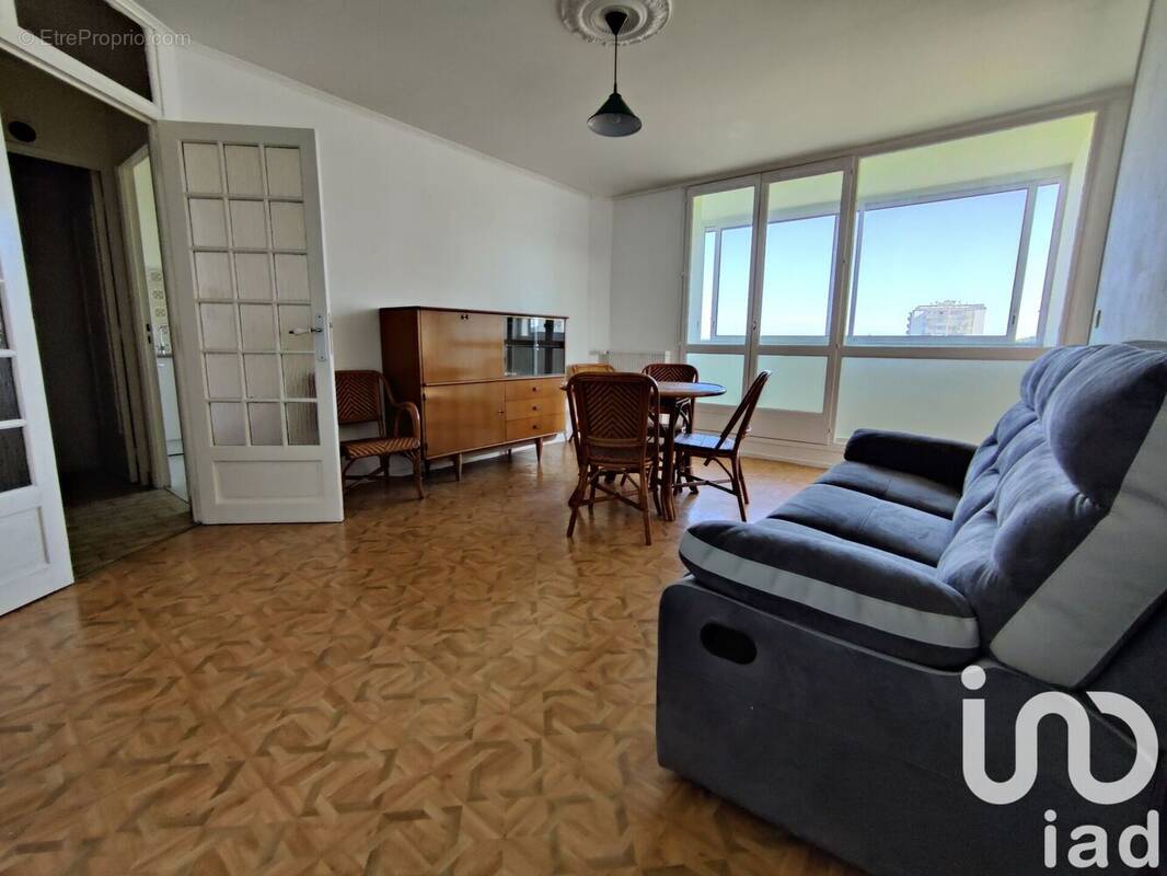 Photo 1 - Appartement à SAINT-PIERRE-DES-CORPS