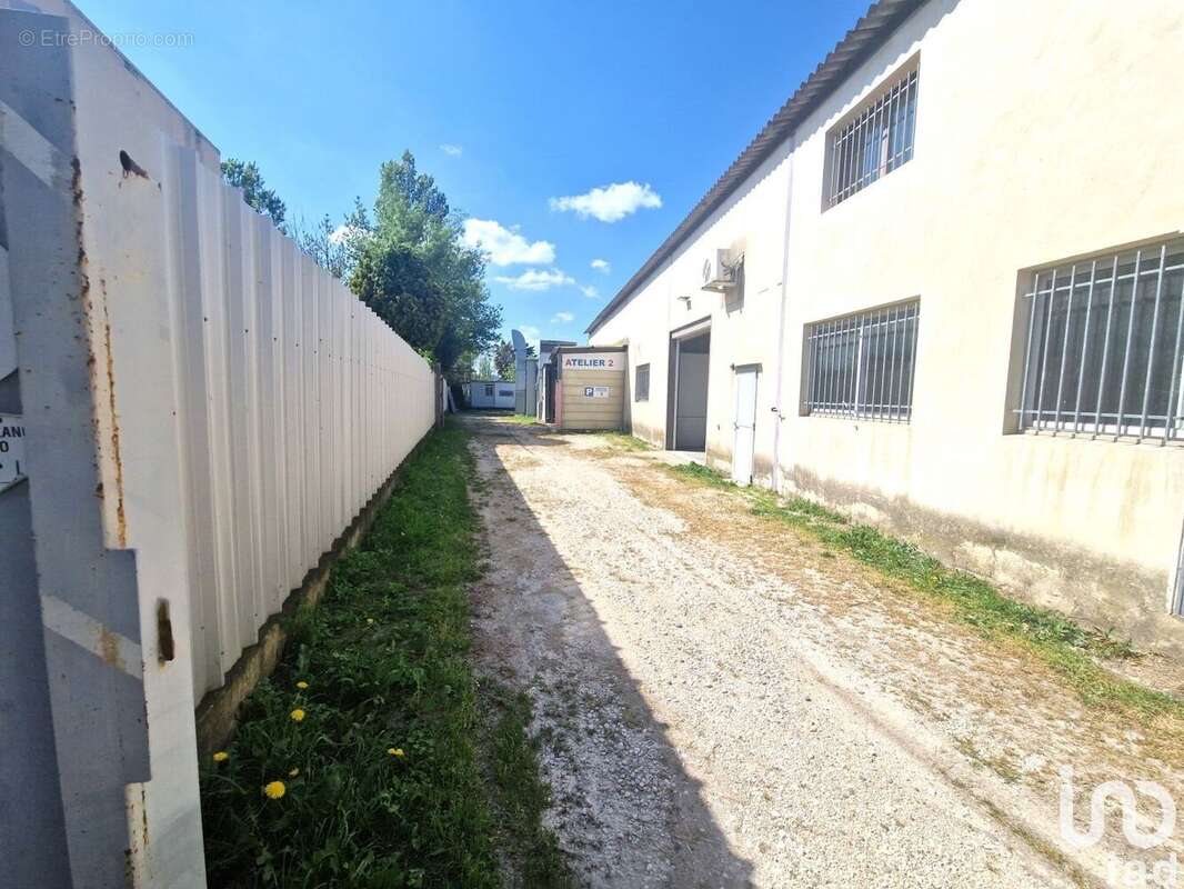Photo 3 - Commerce à AVIGNON