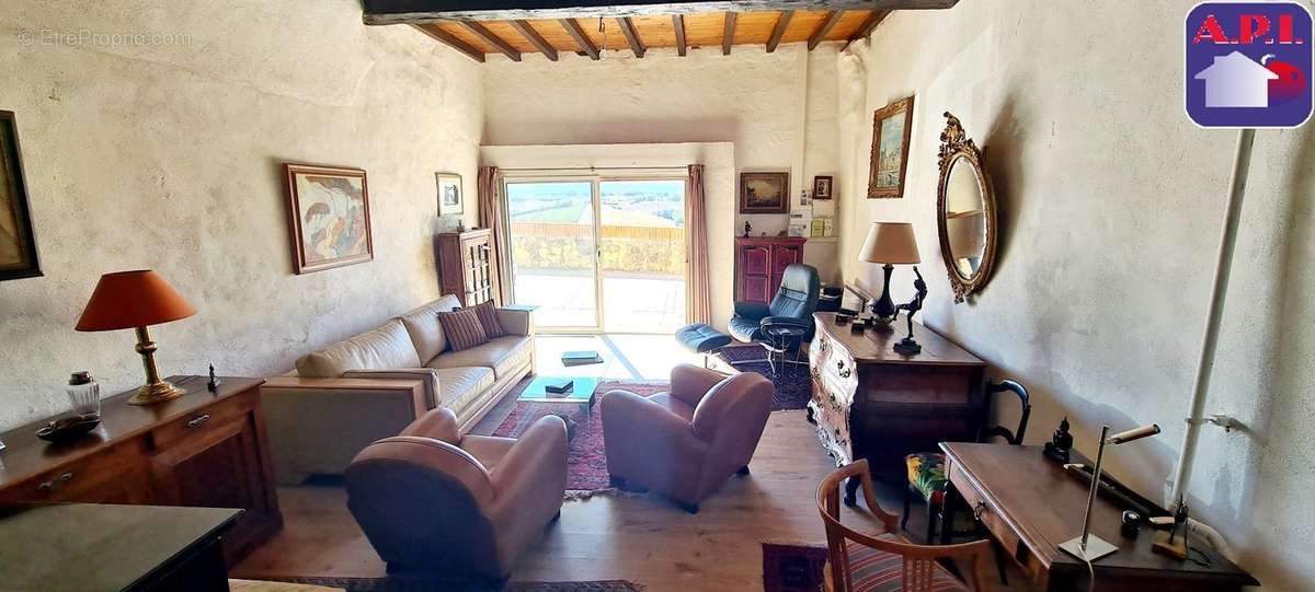Maison à LE FOSSAT