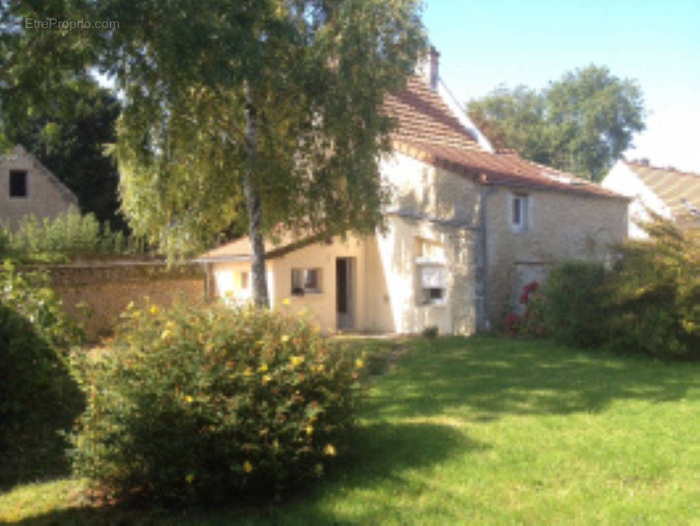 Maison à MATHIEU