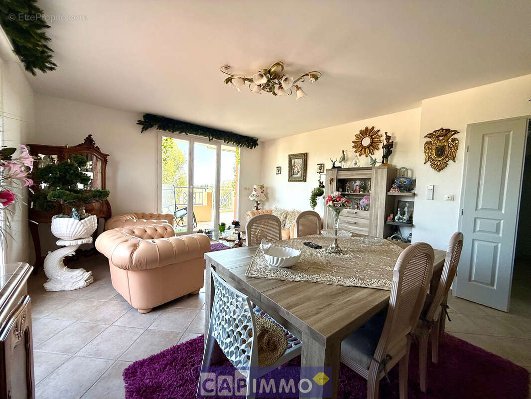 Appartement à HYERES