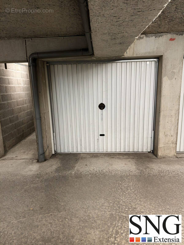 Parking à BILLERE