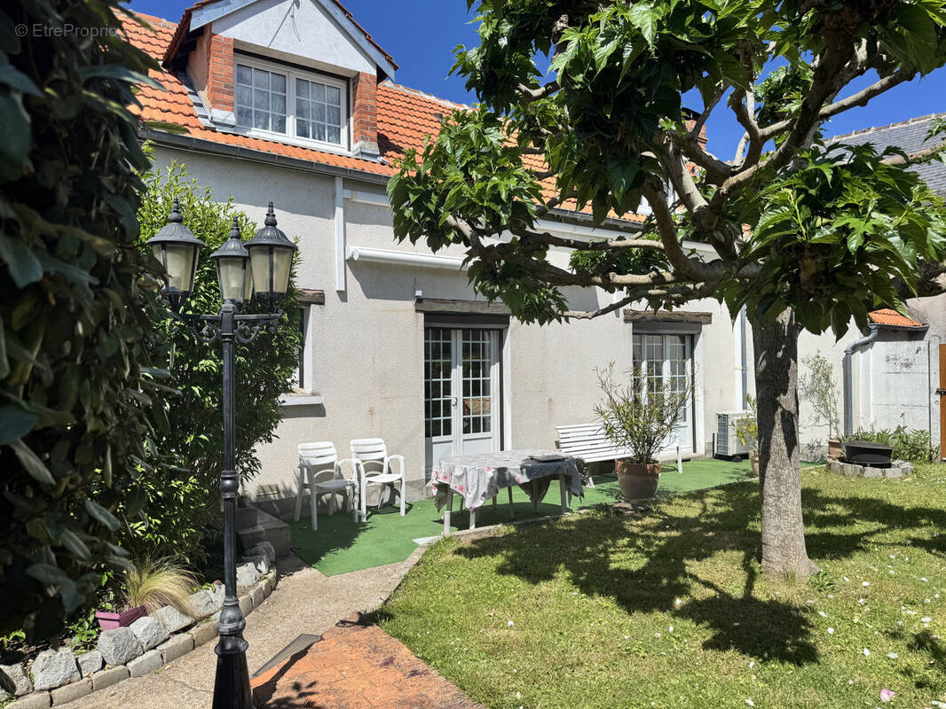 Maison à OLIVET