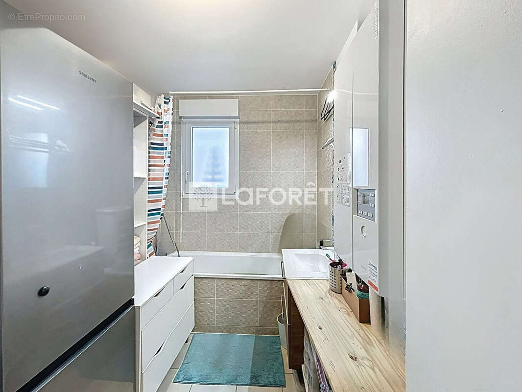 Appartement à LA QUEUE-EN-BRIE