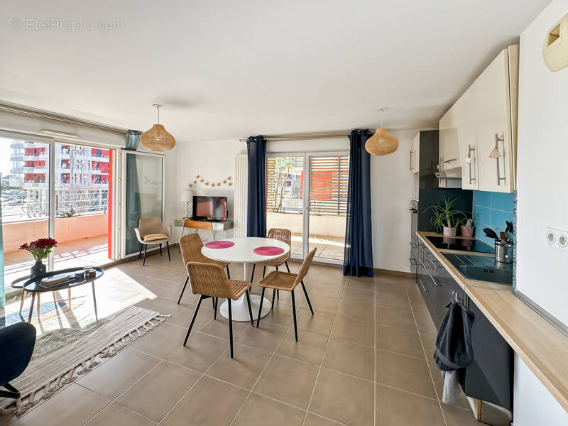 Appartement à JUVIGNAC