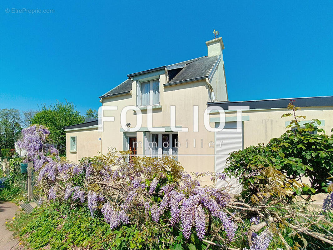 Maison à LA HAYE-DU-PUITS