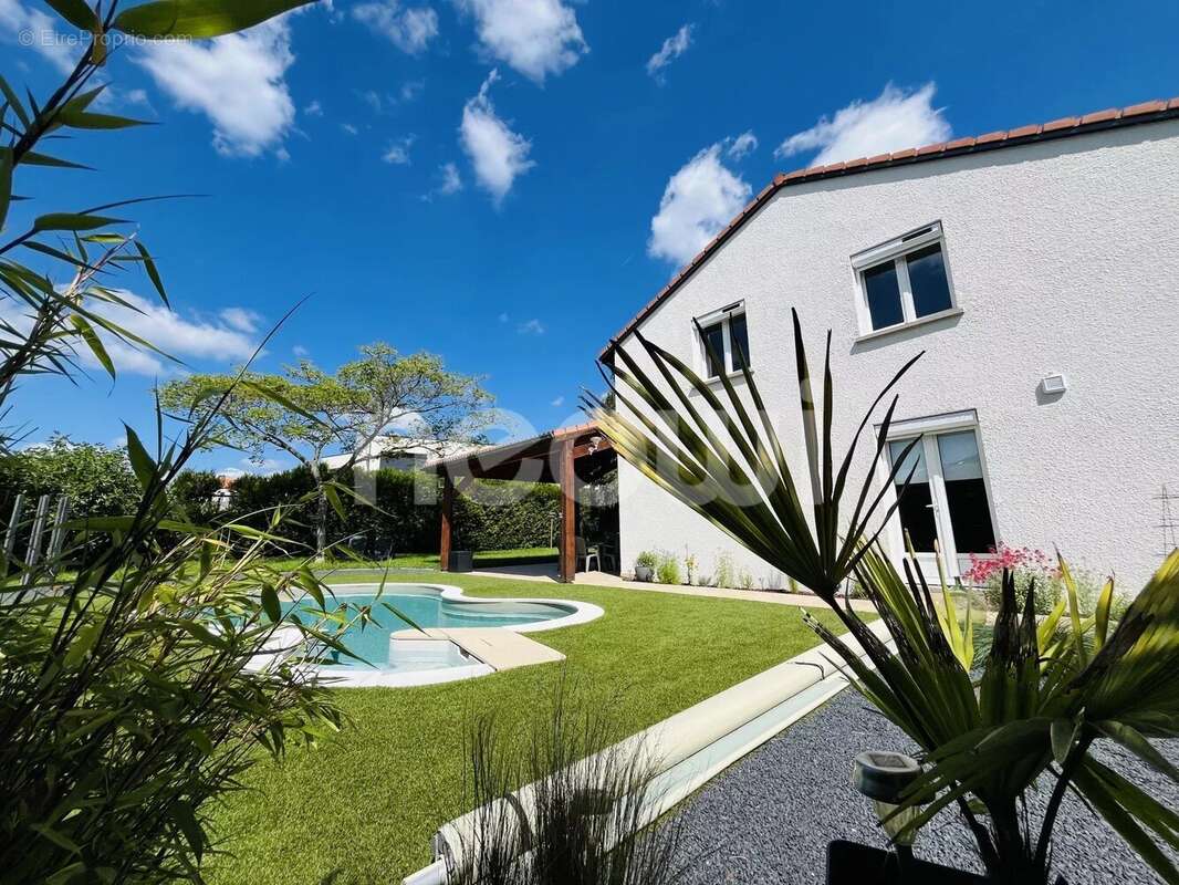 Maison à MARSAT