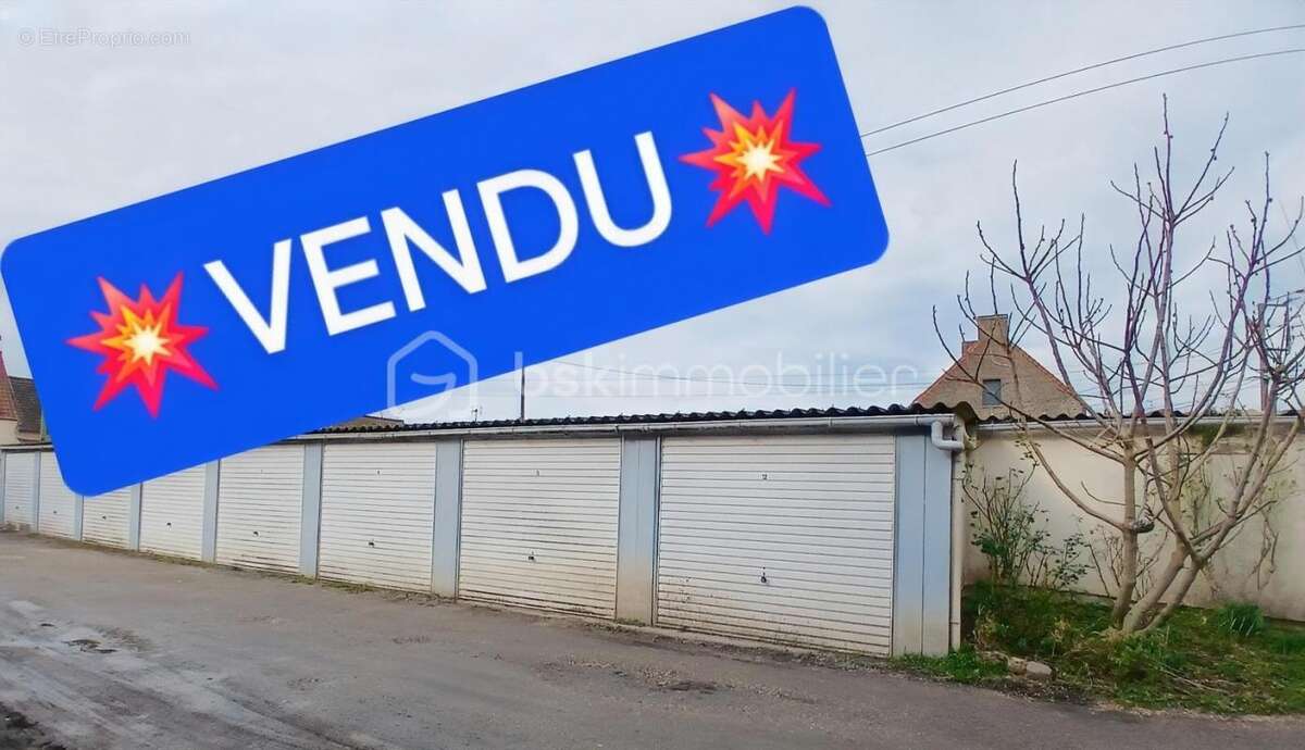 Parking à SOMAIN