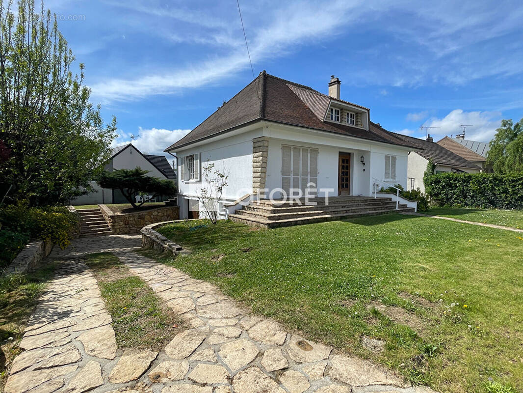 Maison à VILLECRESNES