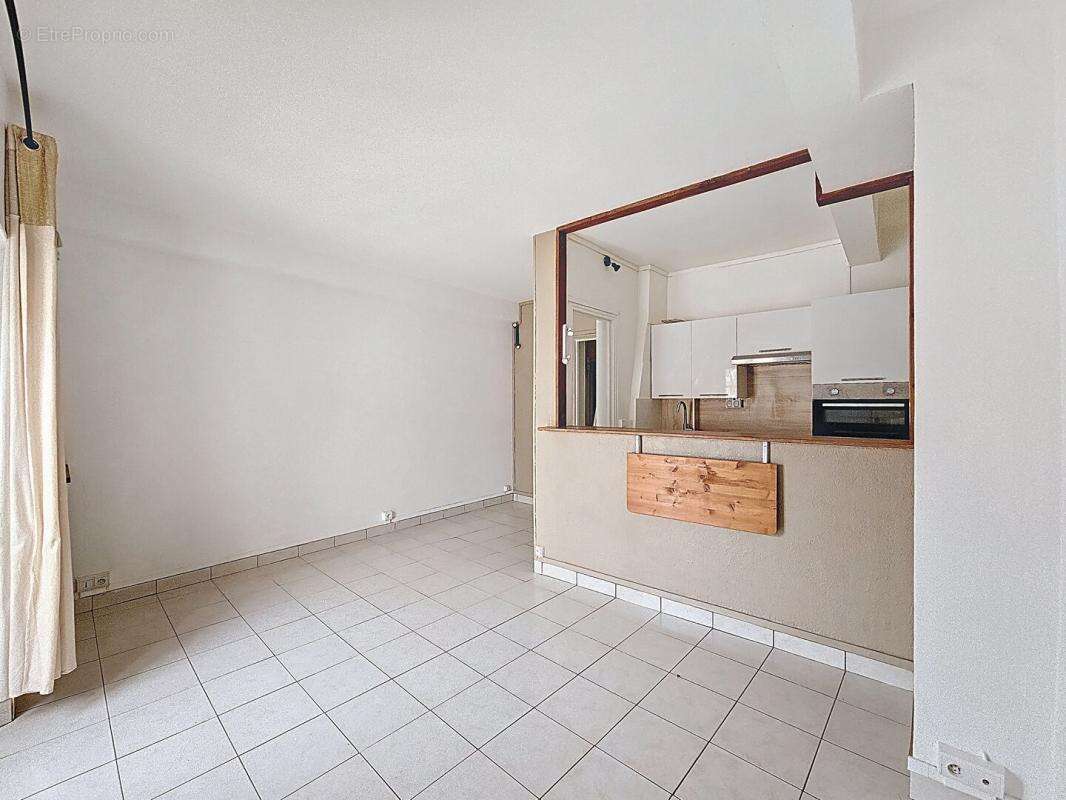 Appartement à EPERNON