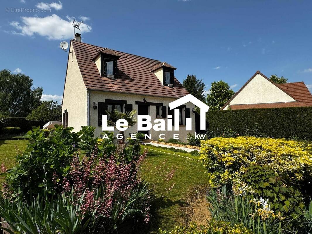 Maison à OSNY
