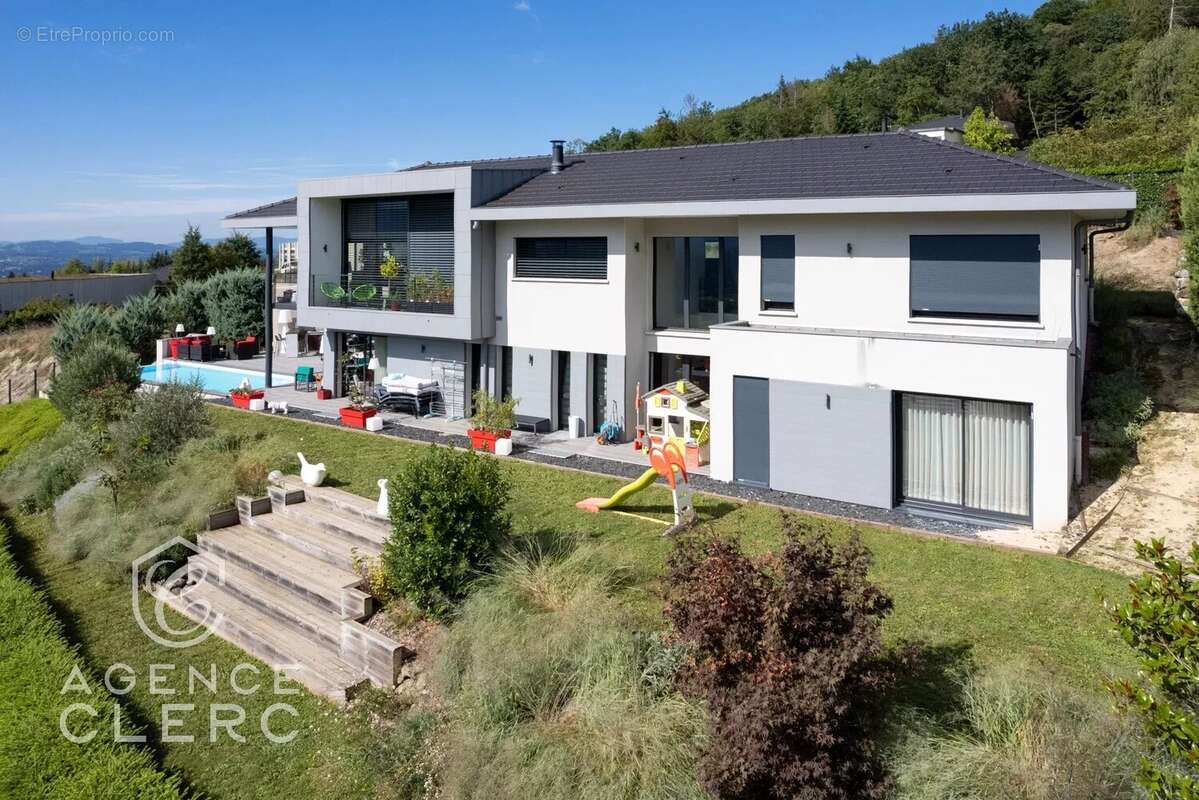 Maison à ARGONAY