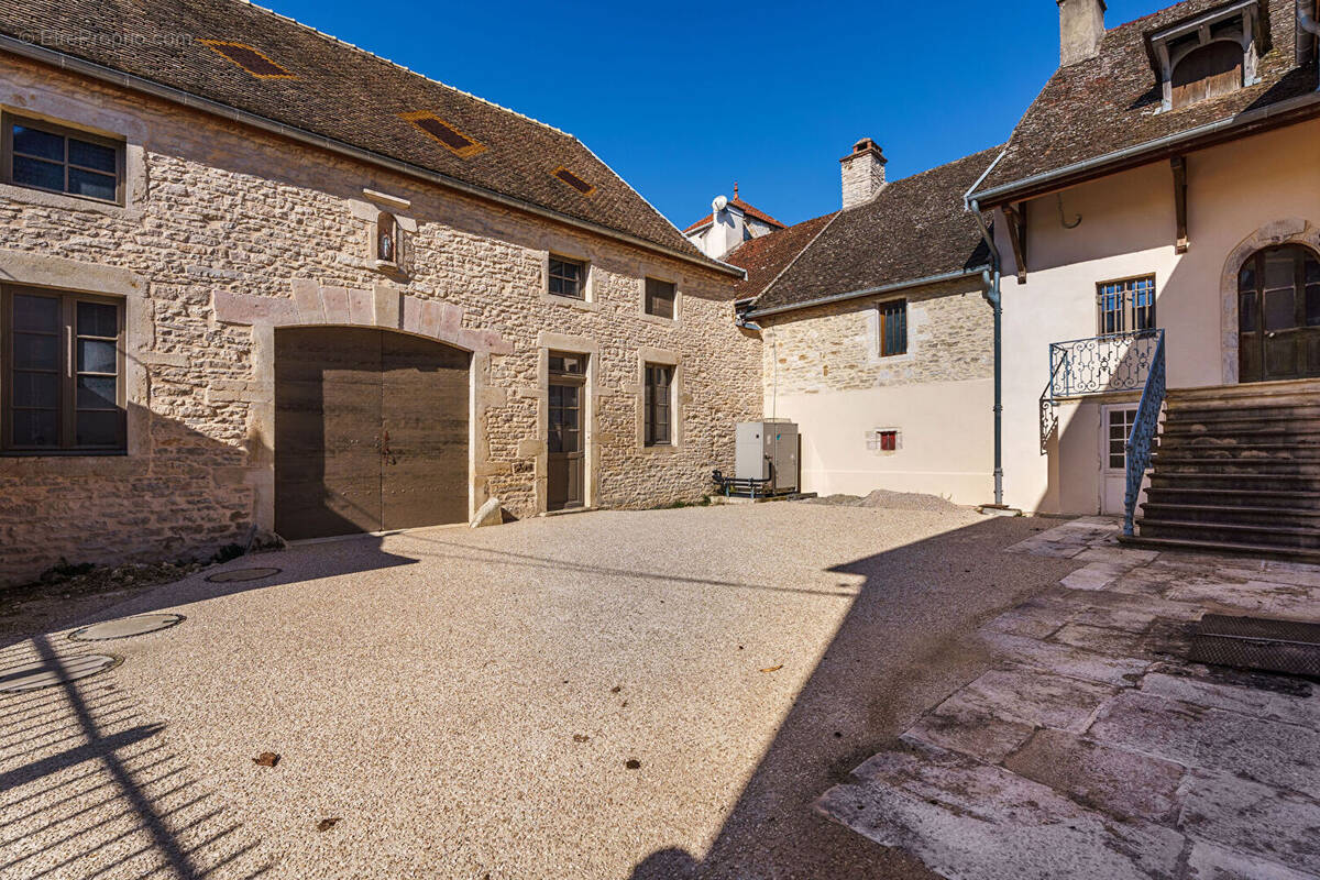 Maison à BEAUNE