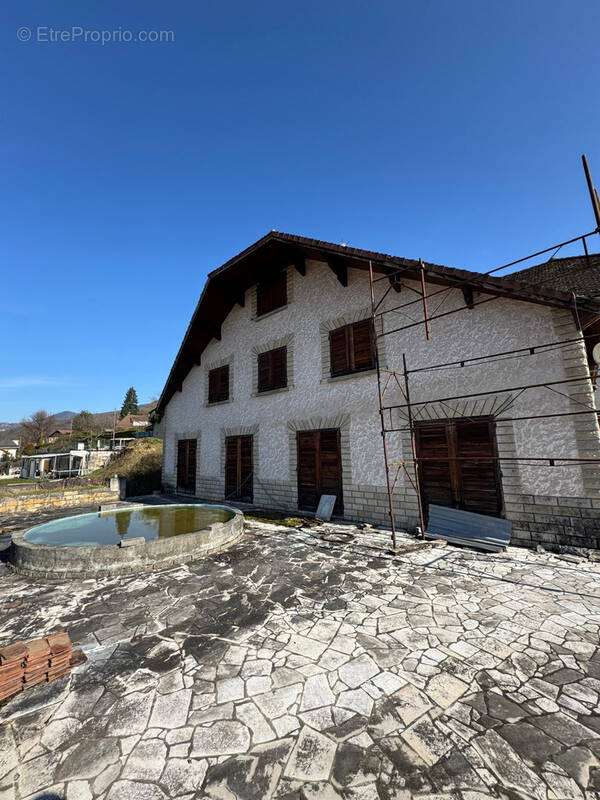 Maison à VAULNAVEYS-LE-HAUT