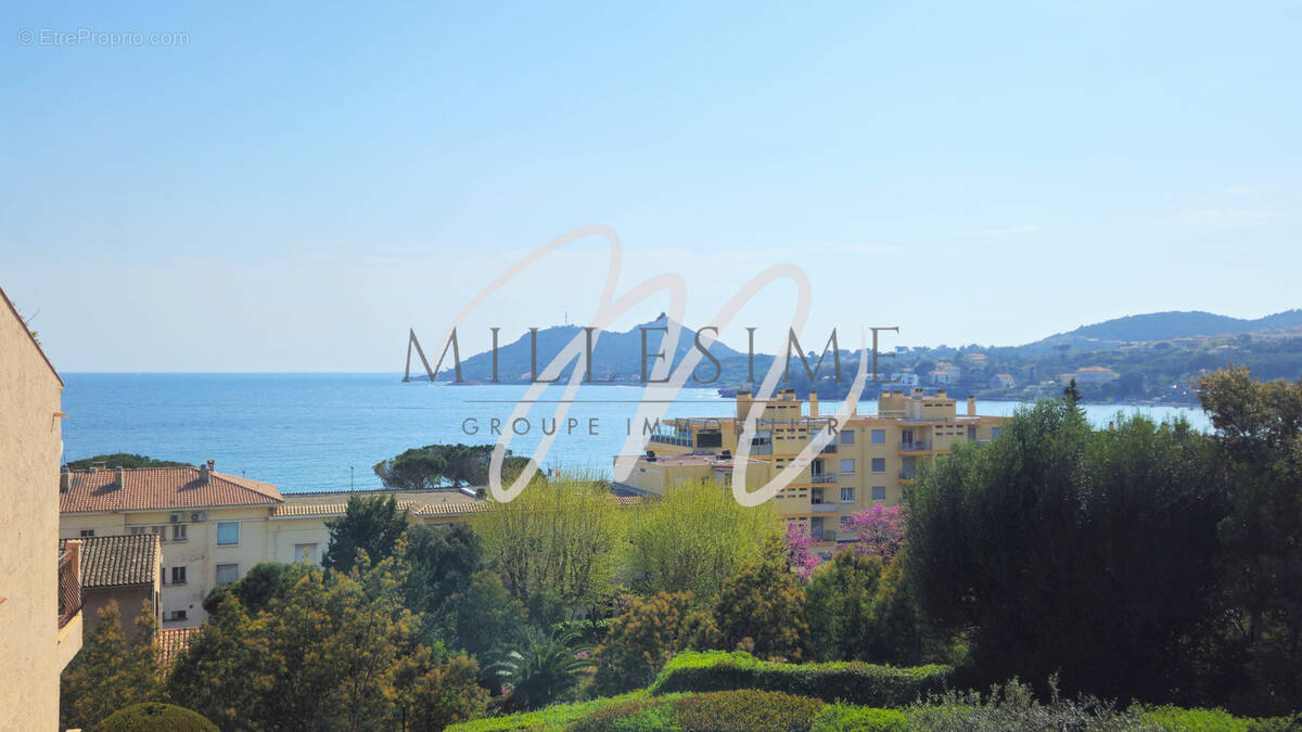 Appartement à SAINT-RAPHAEL