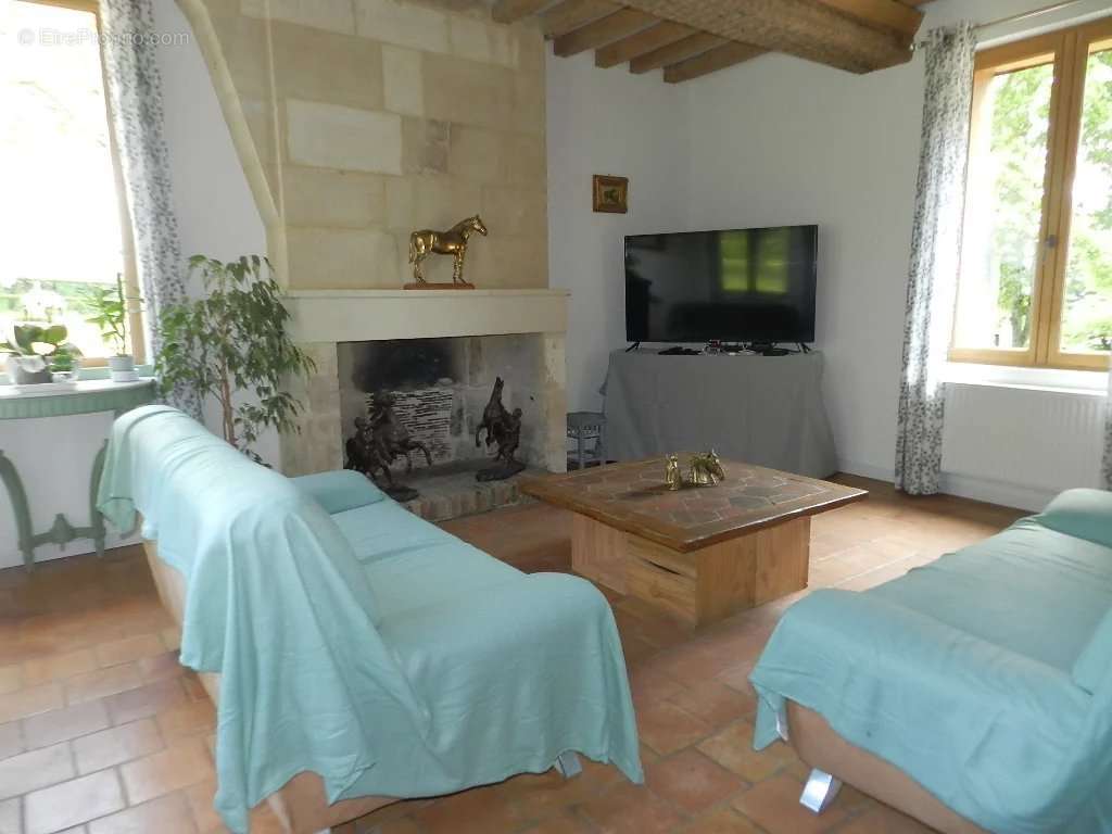 Maison à SAINT-PIERRE-SUR-DIVES