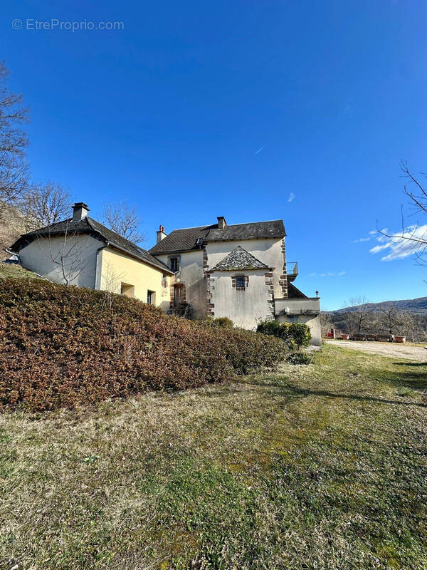 Maison à ESPALION