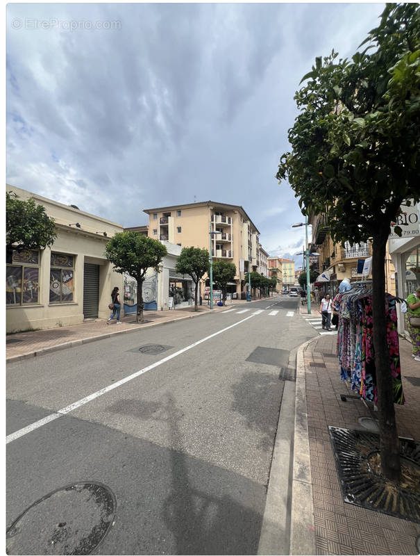 Commerce à MENTON