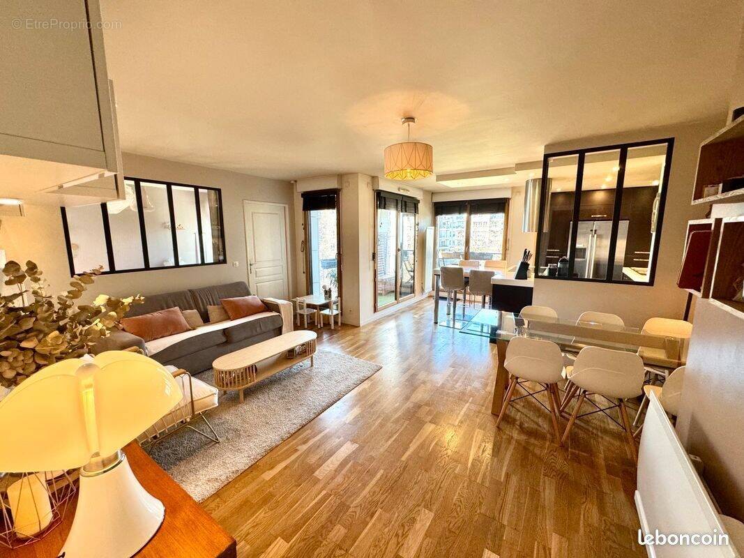 Appartement à ASNIERES-SUR-SEINE