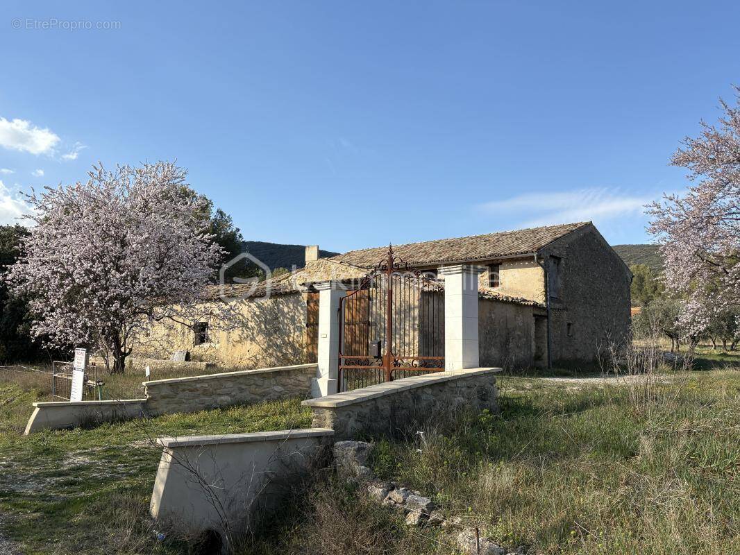 Maison à LAURIS