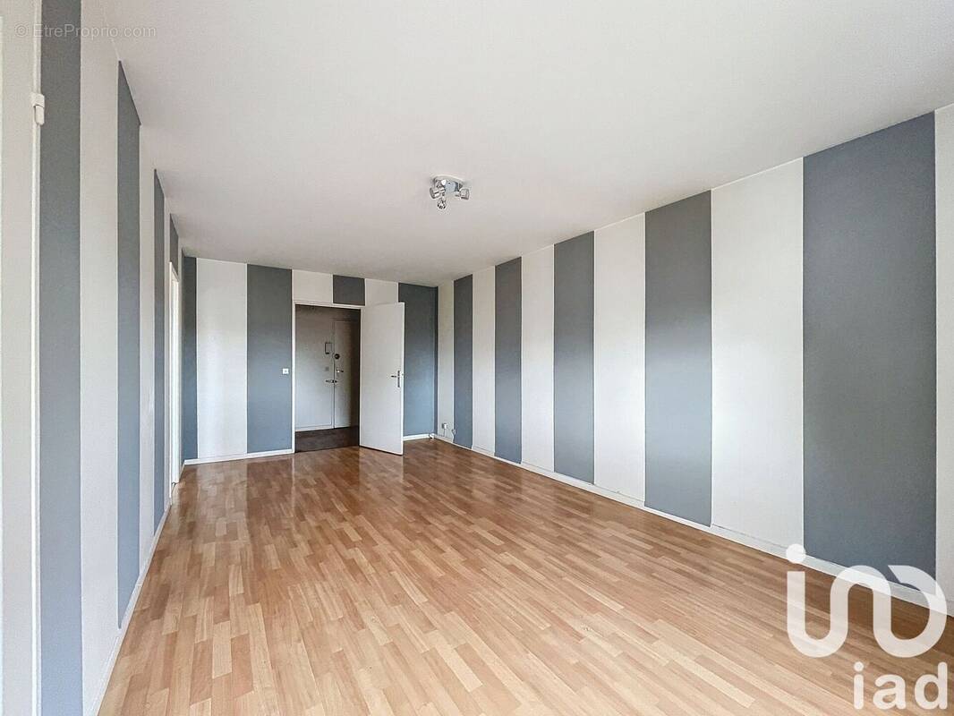 Photo 1 - Appartement à REIMS
