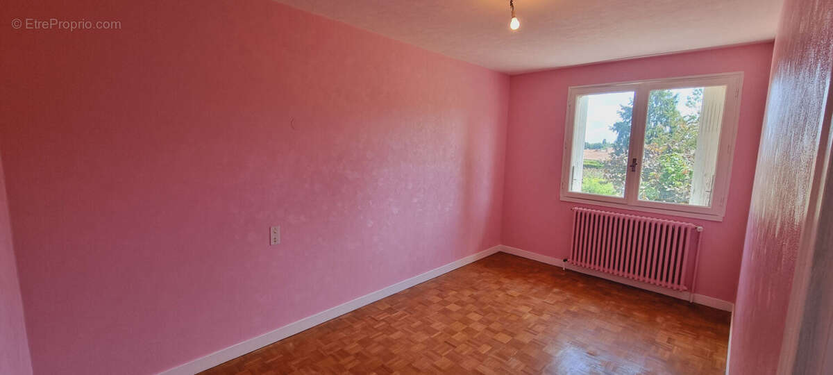 Maison à CHARROUX