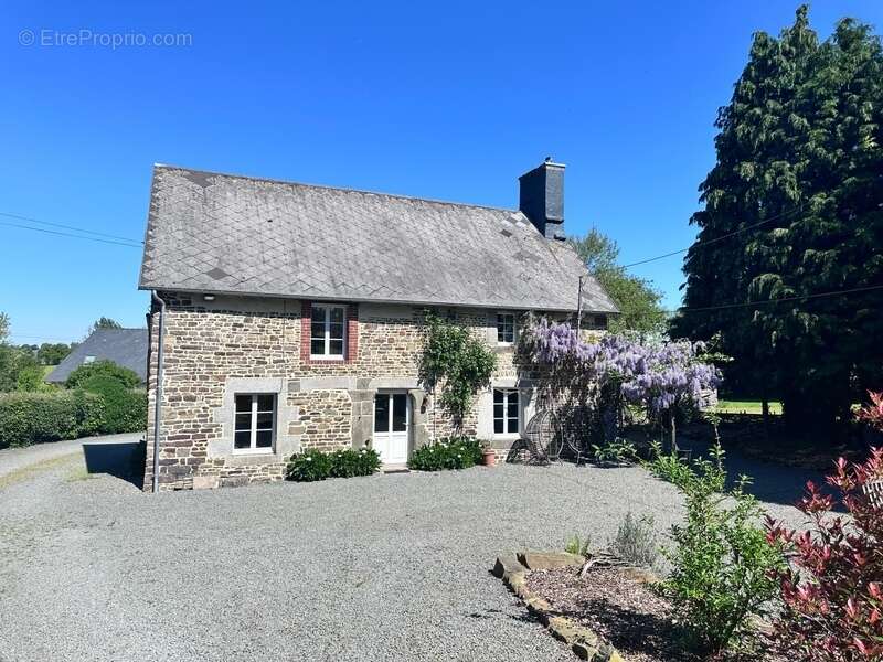Maison à PERCY