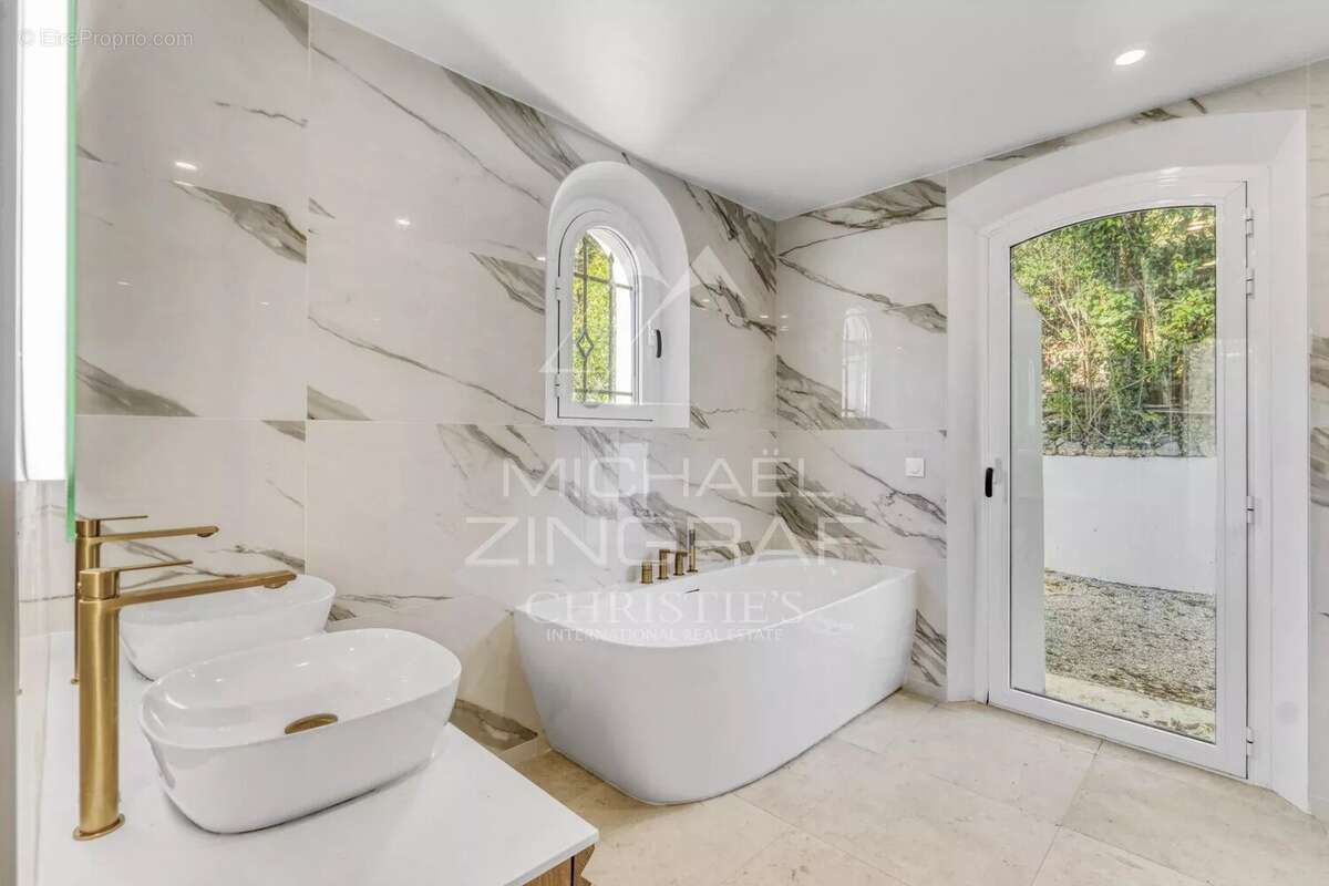 Maison à MOUGINS