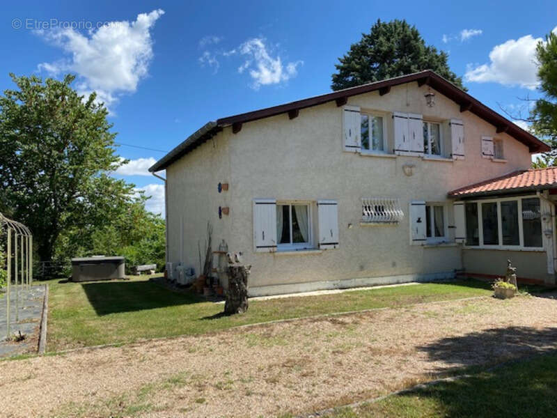 Maison à PUYLAURENS