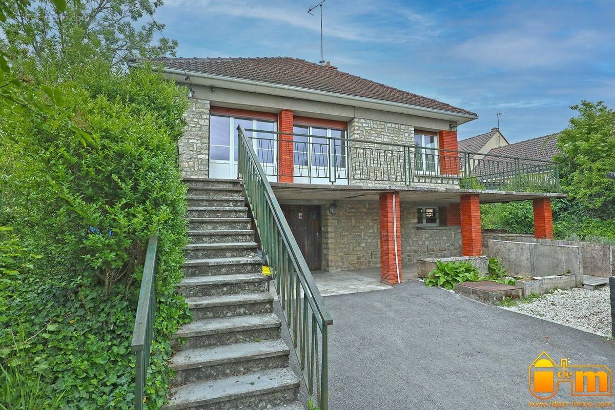 Maison à MEREVILLE