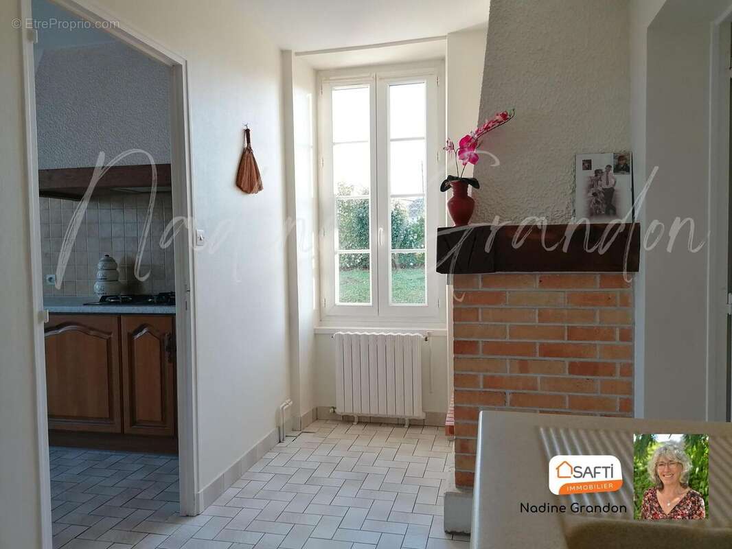 Photo 8 - Maison à CHALAIS